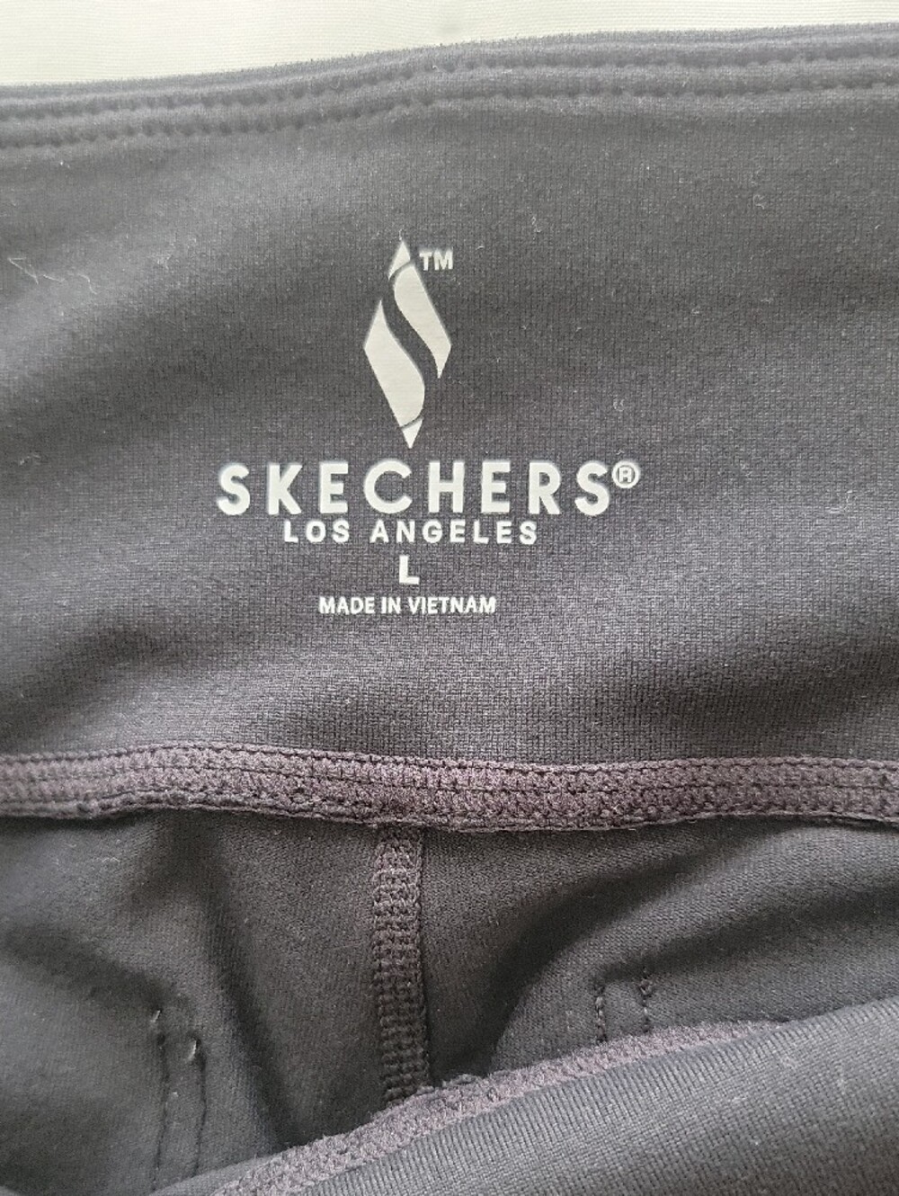 Skechers Go Walk Women’s Black  Active Pants Cropped, L - Picture 2 of 5